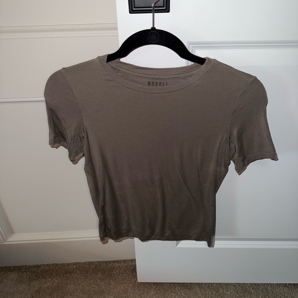 NOBULL Women's Short Sleeve Tee - Taupe - Picture 1 of 3